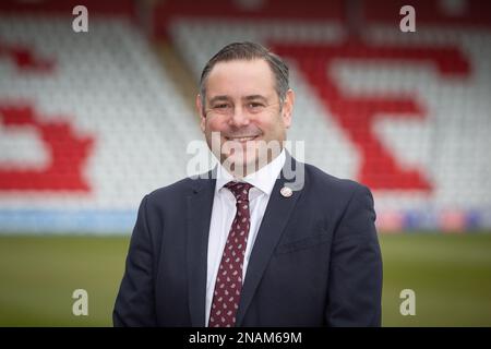 Porträt von Mike Pink als CEO des Stevenage Football Club im Lamex Stadium Stockfoto