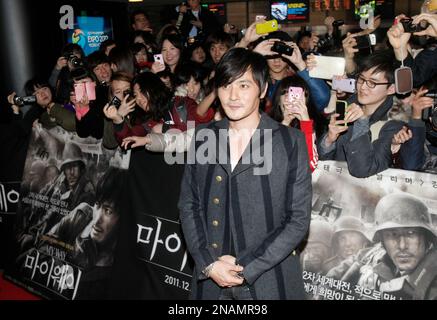 South Korean actor Jang Dong-gun poses during a promotional event for his latest movie 'My Way' in Seoul, South Korea, Tuesday, Dec. 13, 2011. (AP Photo/Ahn Young-joon)