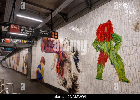 Nick Cave Alle, alle, alle gleich Alle Wandmosaike Kunstwerke in der U-Bahn-Station Times Square 42. Street in Manhattan NYC Stockfoto