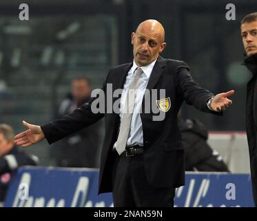 Domenico Di Carlo, Cheftrainer von SPAL, schaut sich vor dem
