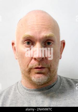 Unbezahltes Handout-Dateifoto, herausgegeben von der Metropolitan Police von Sarah Everards Mörder Wayne Couzens, bekennt sich schuldig bei der Old Bailey in drei Fällen unanständiger Entdeckung zwischen November 2020 und Februar 2021. Ausgabedatum: Montag, 13. Februar 2023. Stockfoto