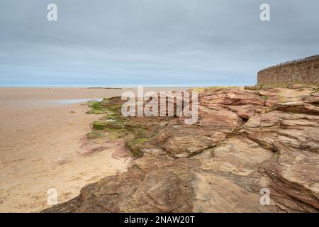 Hoylake, Vereinigtes Königreich: Naturschutzgebiet Red Rocks an der Nordwestküste der Halbinsel Wirral, an der Mündung der Mündung der Dee-Mündung. Stockfoto