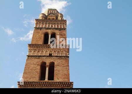 Gaeta, Italien. Der Glockenturm der Kathedrale aus dem 12. Jahrhundert. Stockfoto