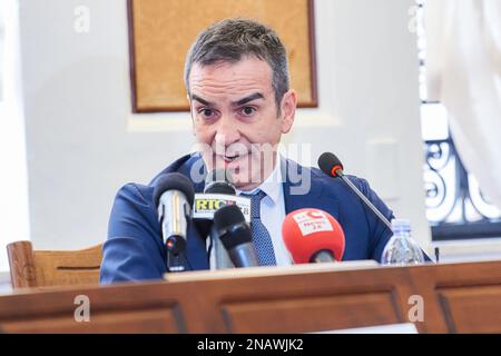 Operations Center Anti-Mafia Investigation Directorate, Catanzaro, Italien, 13. Februar 2023, Roberto Occhiuto Gouverneur von Kalabrien während des italienischen Innenministers Matteo Piantedosi eröffnet ein neues DIA-Zentrum in Catanzaro - Nachrichten Stockfoto