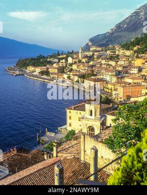 KIRCHE SAN BENEDETTO LIMONE SUL GARDA RIVIERA DEL LIMONE LAKE GARDA LOMBARDEI ITALIEN Stockfoto