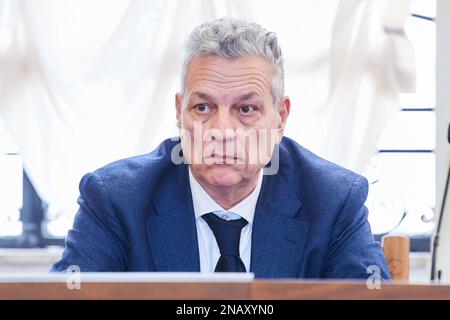 Operations Center Anti-Mafia Investigation Directorate, Catanzaro, Italien, 13. Februar 2023, Enrico Ricci, Präfekt von Catanzaro während der italienischen Innenministerin Matteo Piantedosi, eröffnet ein neues DIA-Zentrum in Catanzaro - Nachrichten Stockfoto