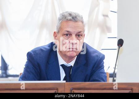Operations Center Anti-Mafia Investigation Directorate, Catanzaro, Italien, 13. Februar 2023, Enrico Ricci, Präfekt von Catanzaro während der italienischen Innenministerin Matteo Piantedosi, eröffnet ein neues DIA-Zentrum in Catanzaro - Nachrichten Stockfoto
