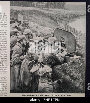 „Preußen erwarten die Dampfwalze“ Foto mit deutschen Truppen in Ostpreußen im 1914-1918. Weltkrieg Eine geschichtliche Abbildung (1934). Stockfoto