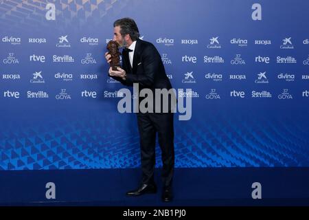 Sevilla, Spanien. 11. Februar 2023. Luis Zahera besucht den roten Teppich bei den Goya Awards 2023 im FIBES Conference and Exhibition Centre am 11. Februar 2023 in Sevilla, Spanien. (Foto: David Carbajo/NurPhoto) Kredit: NurPhoto SRL/Alamy Live News Stockfoto