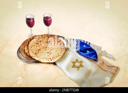 Passover mit Wein und Matzah auf dem Tisch. Gesegnet seid Ihr, Herr, unser G-D, König des Universums, der uns mit seinen Geboten gesegnet hat Stockfoto