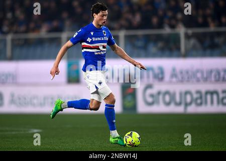 Genua, Italien. 13. Februar 2023 Sam Lammers von UC Sampdoria in Aktion während des Fußballspiels der Serie A zwischen UC Sampdoria und FC Internazionale. Kredit: Nicolò Campo/Alamy Live News Stockfoto