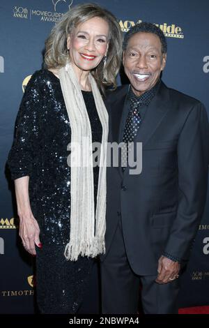 Los Angeles, USA. 10. Februar 2023. Marilyn McCoo, Billy Davis Jr. Bei den Movieguide Awards 30. bei den Avalon Hollywood am 10. Februar 2023 in Los Angeles, CA (Foto von Katrina Jordan/Sipa USA) Guthaben: SIPA USA/Alamy Live News Stockfoto