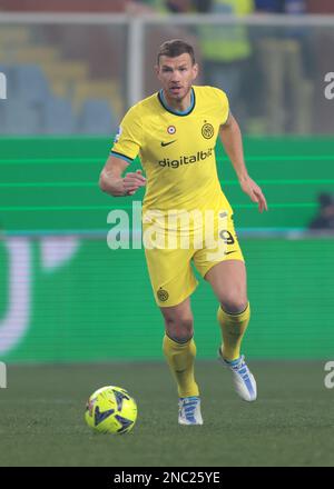 Genua, Italien, 13. Februar 2023. Edin Dzeko vom FC Internazionale während des Spiels der Serie A in Luigi Ferraris, Genua. Der Bildausdruck sollte lauten: Jonathan Moscrop/Sportimage Stockfoto