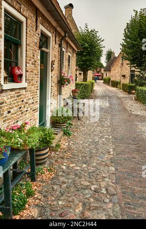 Idyllisches niederländisches Festungsdorf bourtange im Sommer Stockfoto