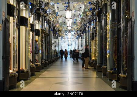 The Piccadilly Arcade, Einkaufspassage in London, England, Großbritannien Stockfoto