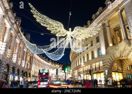 Weihnachtsbeleuchtung an der Regent Street, London England United Kingdom UK Stockfoto