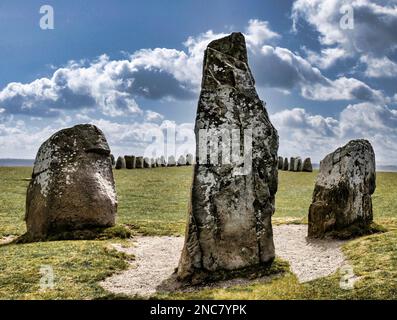 Die Ale Stones sind ein megalithisches Grabmal in Scania, im Süden Schwedens. Es ist der Ort, an dem der Wikingerführer Ale begraben ist Stockfoto