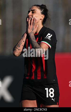 Mailand, Italien. 12. Februar 2023. Milano, Italien, 12.02.23 Martina Piemonte (18 AC Mailand) während des Spiels Women Serie A zwischen AC Mailand und Pomigliano im Vismara Sports Center in Mailand, Italia Soccer (Cristiano Mazzi/SPP). Guthaben: SPP Sport Press Photo. Alamy Live News Stockfoto