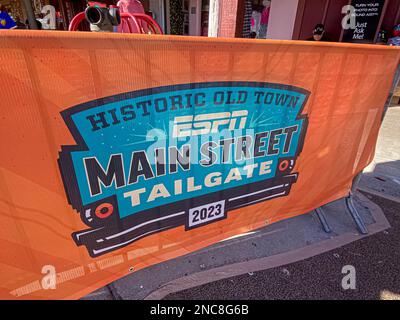 Die City of Scottsdale freut sich, das Debüt des historischen Old Town ESPN Main Street Tailgate anzukündigen, einem fünftägigen Fußball-Pre-Gam im Old-West-Stil Stockfoto