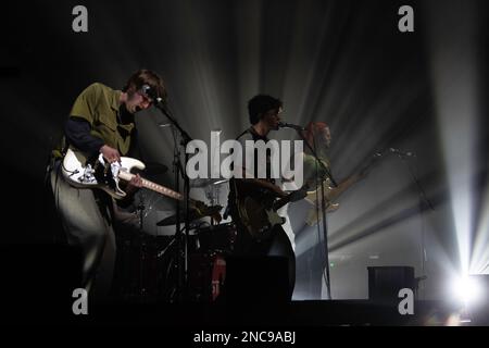 Stone, eine britische Post-Punk-Band aus Liverpool, die live für die Kooks in Berlin auftritt Stockfoto