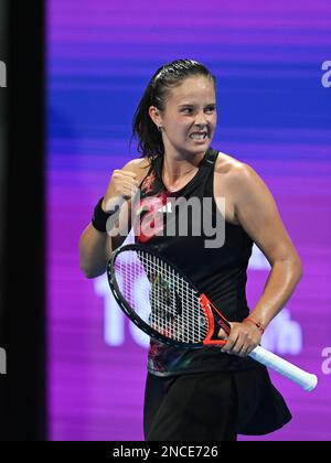 Doha, Katar. 14. Februar 2023. Daria Kasatkina aus Russland feiert nach dem Sieg im Einzelspiel 32 gegen Rebecca Marino aus Kanada bei der WTA500 Qatar Open 2023 in Doha, Katar, 14. Februar 2023. Kredit: Nikku/Xinhua/Alamy Live News Stockfoto