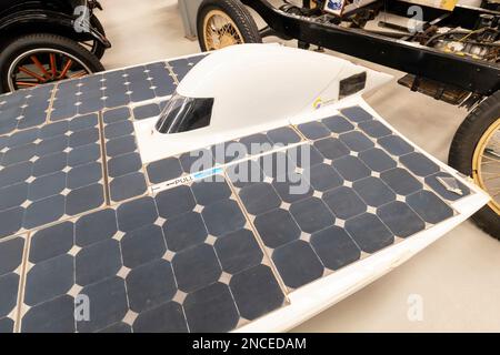 Solarbetriebenes Fahrzeug Sunswift Ivy im Inverell Transport Museum im Norden von New South wales, australien, schnellstes Solarfahrzeug 2011 Stockfoto