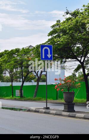 Biegen Sie in Indonesien rechts ab. Stockfoto