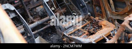 Ausgebrannte Pkw beschädigte Fahrzeuge und Kfz-Versicherung Stockfoto