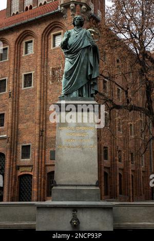 Denkmal für Nicolaus Copernicus in Torun in Polen Stockfoto