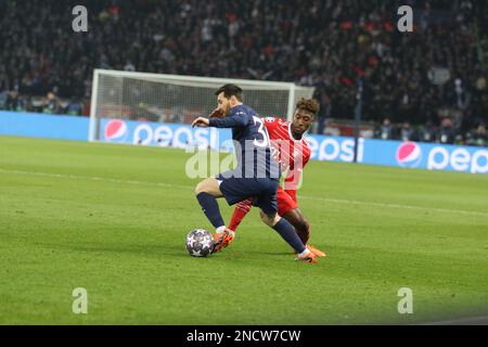 Paris, Stade de France, 14/02/2023, PARIS, Frankreich. , . 30. Lionel MESSI, 11 Kingsley Coman von FcBayern, FOOTBALL, UEFA CHAMPIONS LEAGUE, PSG, Paris Saint Germain gegen FC Bayern Muenchen am Dienstag 14. Februar in Paris im Stade de France, Ergebnis 0:1, (Foto: © Arthur THILL/ATPimages) (THILL Arthur/ATP/SPP) Guthaben: SPP Sport Press Photo. Alamy Live News Stockfoto