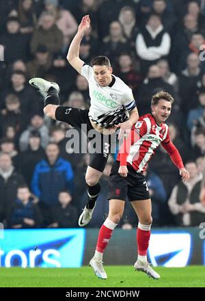 Derby, Großbritannien. 14. Februar 2023. Craig Forsyth (Derby County) während des EFL Sky Bet League 1-Spiels zwischen Derby County und Lincoln am 14. Februar 2023 im Pride Park Stadium in Derby, England. Foto: Mark Dunn. Nur redaktionelle Verwendung, Lizenz für kommerzielle Verwendung erforderlich. Keine Verwendung bei Wetten, Spielen oder Veröffentlichungen von Clubs/Ligen/Spielern. Kredit: UK Sports Pics Ltd/Alamy Live News Stockfoto