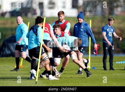 Englische Spieler während des Trainings in Lensbury, London. Bilddatum: Mittwoch, 15. Februar 2023. Stockfoto