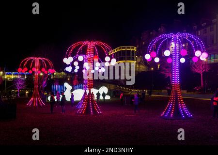 Aberdeen, Schottland - 10. Februar 2023: SPECTRA Light Festival in Aberdeen, Schottland Stockfoto