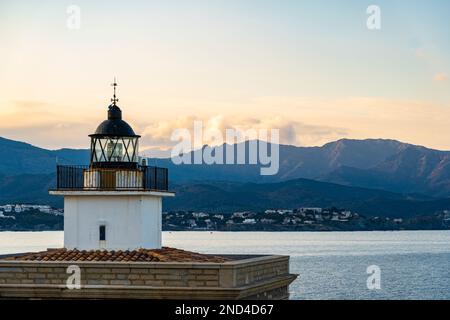 Far de s'Arenella - Far de Punta Sarnella - Leuchtturm in Port de la Selva, Katalonien Stockfoto