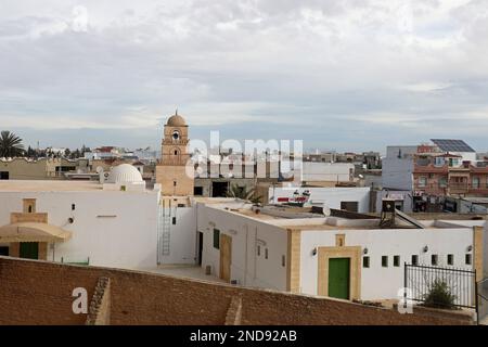 Skyline von El Djem aus dem römischen Amphitheater in Tunesien Stockfoto