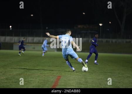 Berlin, Deutschland, 15. Februar 2023. Mladen Cvjetinovic vom FC Viktoria 1889 Berlin in Aktion während des Spiels FC Viktoria Berlin 1889 Berlin gegen Chemnitzer FC in der Runde 17 der Regionalliga Northeast, Berlin, Deutschland, 15. Februar 2023. Iñaki Esnaola / Alamy Live News Stockfoto