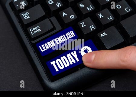 Textüberschrift Präsentation Englisch heute lernen. Wort für Gewinn oder Erwerb von Kenntnissen und Fähigkeiten in der englischen Sprache Stockfoto
