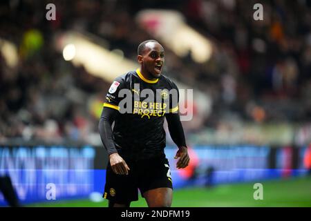 Bristol, Großbritannien. 15. Februar 2023 Ryan Nyambe von Wigan Athletic während des EFL Sky Bet Championship-Spiels zwischen Bristol City und Wigan Athletic am Ashton Gate, Bristol, England, am 15. Februar 2023. Foto von Scott Boulton. Nur redaktionelle Verwendung, Lizenz für kommerzielle Verwendung erforderlich. Keine Verwendung bei Wetten, Spielen oder Veröffentlichungen von Clubs/Ligen/Spielern. Kredit: UK Sports Pics Ltd/Alamy Live News Stockfoto