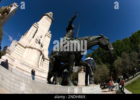 Statue von Don Quijote, Denkmal; Miguel de Cervantes, Plaza de España, Madrid, Spanien Stockfoto