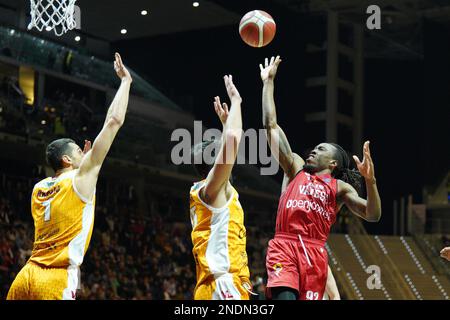 PalaAlpitour, Turin, Italien, 15. Februar 2023, Jaron Johnson (OPENJOBMETIS VARESE) bei den Finalen der letzten acht Vierteljahre – Carpegna Prosciutto Pesaro vs Openjobmetis Varese – Italienischer Basketball-Cup Männer Stockfoto