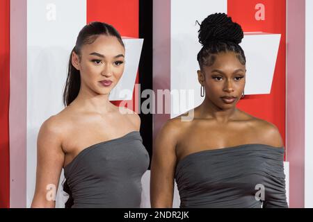 London, Großbritannien. 15. Februar 2023. LONDON, VEREINIGTES KÖNIGREICH - 15. FEBRUAR 2023: Stella Quaresma und Renee Downer von FLO nehmen am 15. Februar 2023 am Cineworld Leicester Square in London, Vereinigtes Königreich, an der europäischen Premiere von Creed III Teil. (Foto: Wiktor Szymanowicz/NurPhoto) Kredit: NurPhoto SRL/Alamy Live News Stockfoto