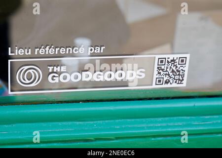 Bordeaux , Aquitaine France - 14 02 2023 : das Goodgoods Logo und das Textzeichen auf den Fenstern laden Medien über verantwortungsvolle Mode ein, um Ethik zu kleiden Stockfoto