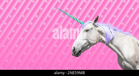 Trendige Kunstcollage. Wunderschönes Einhorn auf farbigem Hintergrund, Bannerdesign mit Platz für Text Stockfoto