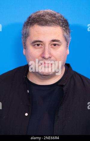 Berlin, Deutschland. 16. Februar 2023. Radu Jude nimmt am 16. Februar 2023 am Jury PhotoCall im Rahmen des 73. Berlin International Film Festival (Berlinale) in Berlin Teil. Foto: Aurore Marechal/ABACAPRESS.COM Kredit: Abaca Press/Alamy Live News Stockfoto