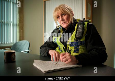 SARAH LANCASHIRE in HAPPY VALLEY (2014), Regie VON SALLY WAINWRIGHT. Kredit: BRITISH BROADCASTING CORPORATION (bbc) / Album Stockfoto