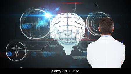 Die Zusammensetzung des männlichen Arztes unter Verwendung des virtuellen Bildschirms mit medizinischen Symbolen Stockfoto