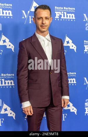 Jeremy Strong kommt am 15. Februar 2023 beim Santa Barbara International Film Festival 2023 an und erhält den Virtuosos Award im Arlington Theatre in Santa Barbara, Kalifornien. (Foto: Rod Rolle/Sipa USA) Stockfoto