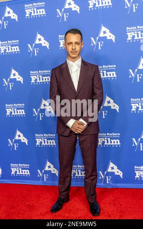Jeremy Strong kommt am 15. Februar 2023 beim Santa Barbara International Film Festival 2023 an und erhält den Virtuosos Award im Arlington Theatre in Santa Barbara, Kalifornien. (Foto: Rod Rolle/Sipa USA) Stockfoto