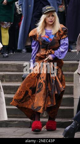 Paloma Faith kommt zu einer Gedenkfeier, um das Leben der Modedesignerin Dame Vivienne Westwood in der Southwark Cathedral, London, zu ehren und zu feiern, die im Dezember im Alter von 81 Jahren starb. Foto: Donnerstag, 16. Februar 2023. Stockfoto