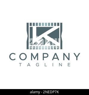 Design-Vorlage für das K-Logo des Filmbriefs Mountain. Erster K-Logo-Vektor des Kinofilms. Stock Vektor